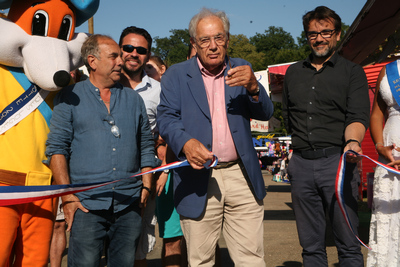 Michel Chevalet inaugure l'allée des cuisines